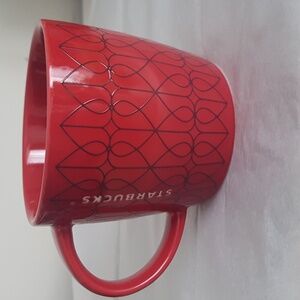 Starbucks 2013 Valentines Day Red Etched Twirled Hearts 14 fl oz Mug